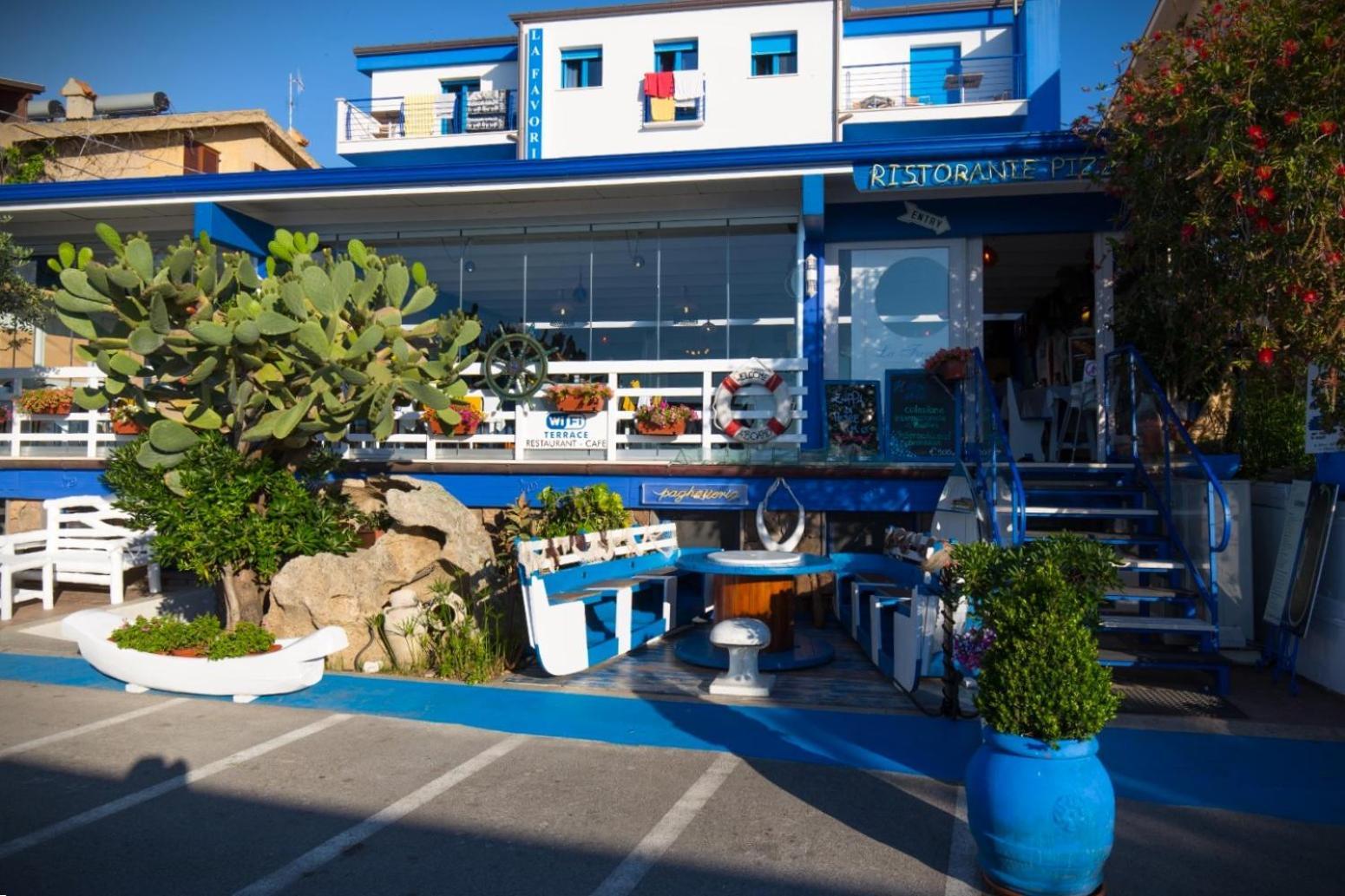 La Favorita Hotel Cala Gonone Kültér fotó