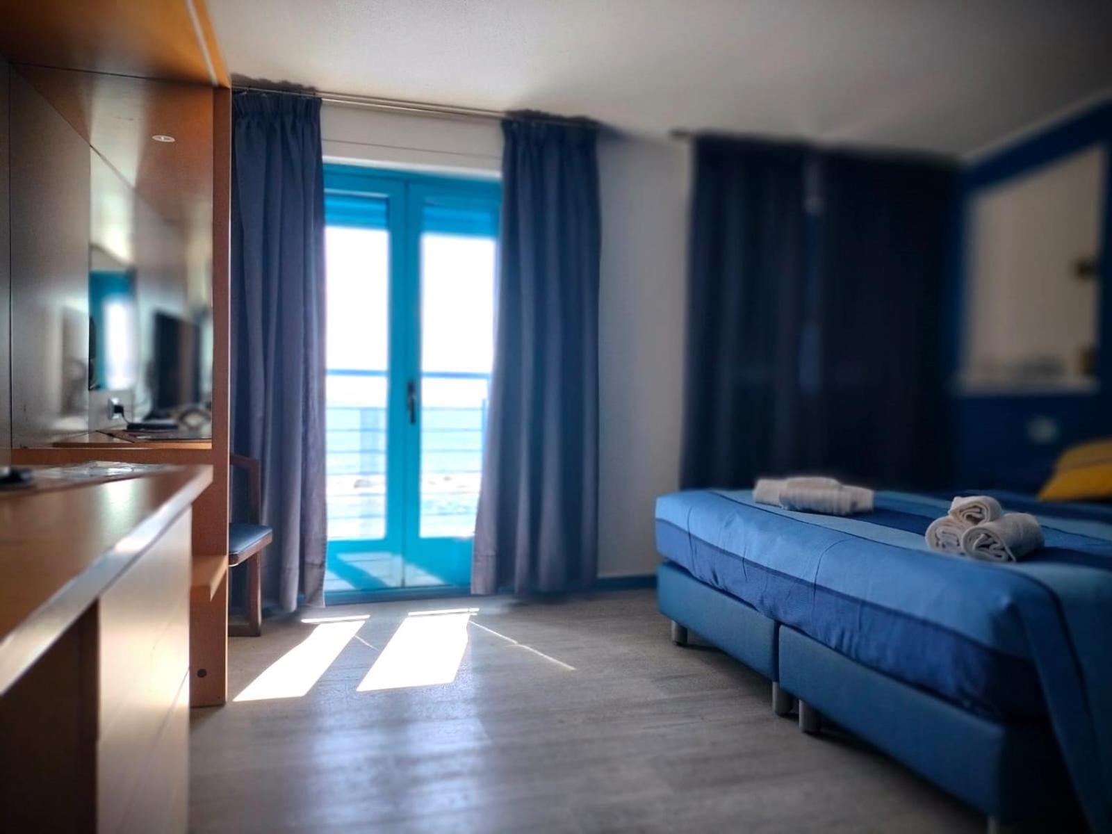 La Favorita Hotel Cala Gonone Kültér fotó
